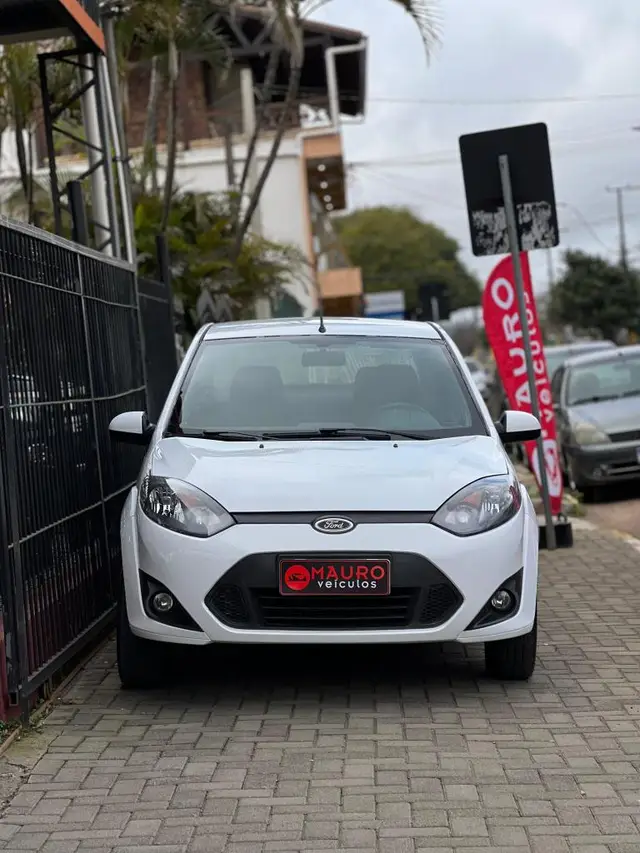 Carro Ford Fiesta Sedan 2013 Sed. 1.6 8V Flex 4p
