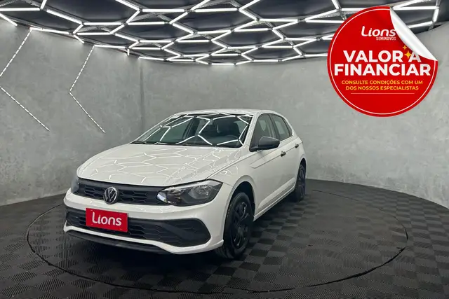 Carro Volkswagen Polo 2023 Track 1.0 Flex 12V 5p