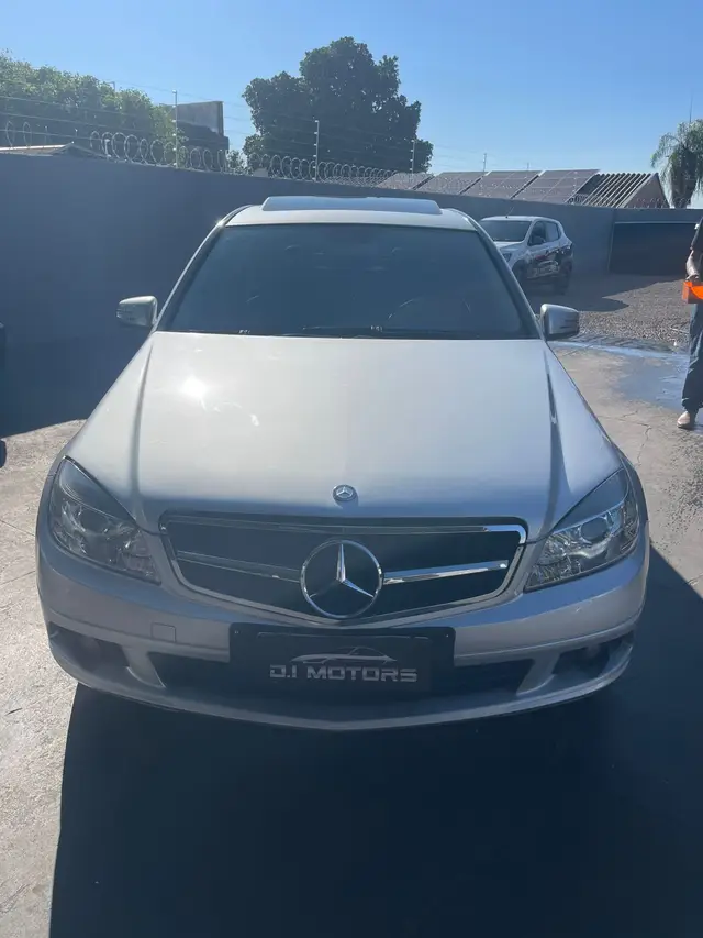 Carro Mercedes-Benz C 180  2011 CGI Kompressor Classic 1.6 16V Aut.