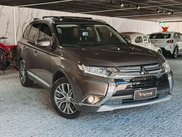 Carro Mitsubishi Outlander 2018 2.0 16V CVT