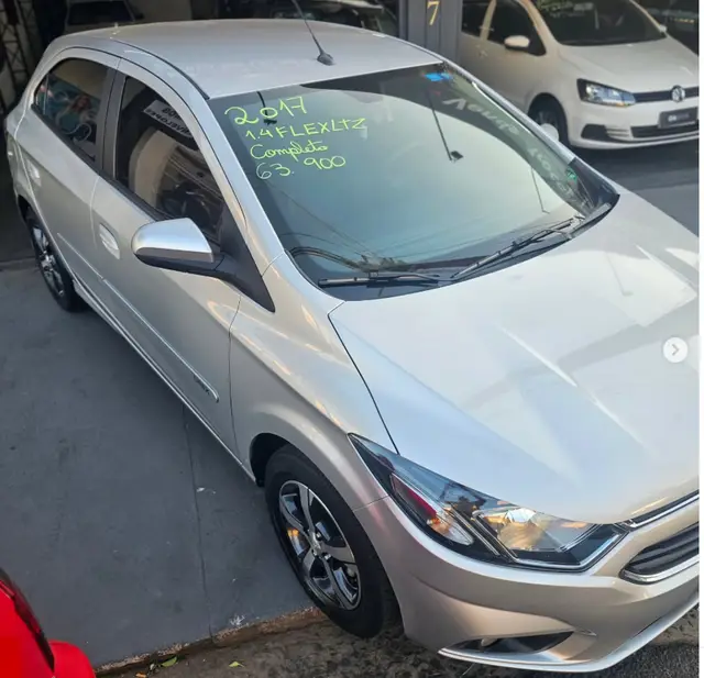 Carro Chevrolet Onix 2017 1.4 LTZ SPE/4