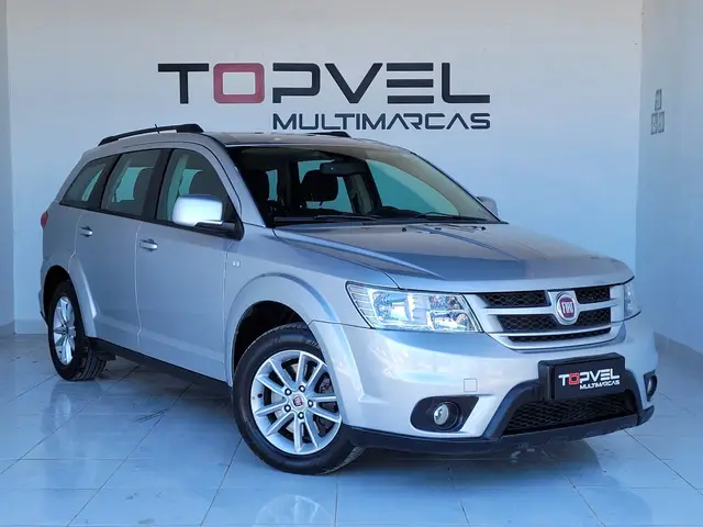 Carro Fiat Freemont 2014 2.4 16V Precision (Aut)