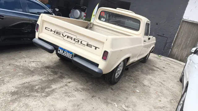 Carro Chevrolet D10 1982 Pick Up 3.9