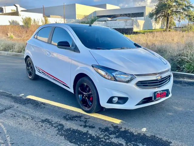Carro Chevrolet Onix 2019 1.4 LT SPE/4