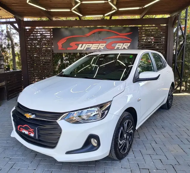 Carro Chevrolet Onix 2025 LT 1.0