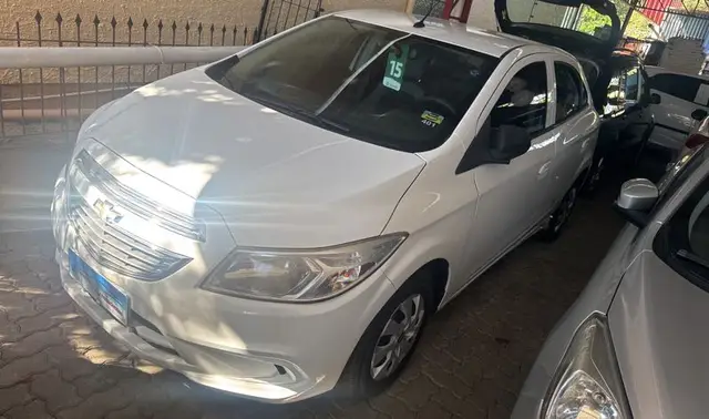 Carro Chevrolet Onix 2015 1.0 LT SPE/4