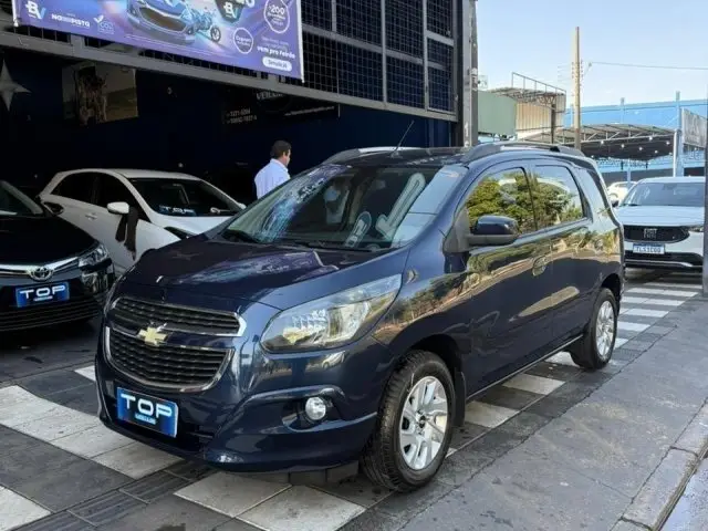 Carro Chevrolet Spin 2017 LT 5S 1.8 (Flex)