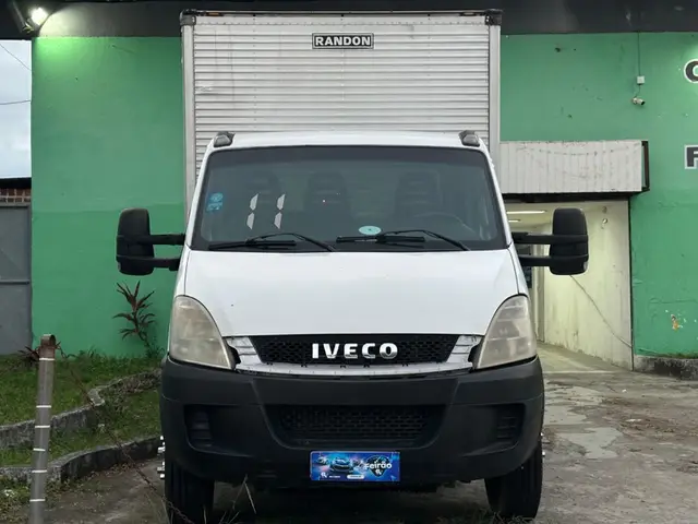 Caminhão Iveco Daily Chassi 2011 70C16 HD MASSIMO