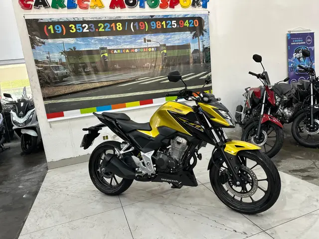 Moto Honda CB 300F Twister 2024 (CBS)