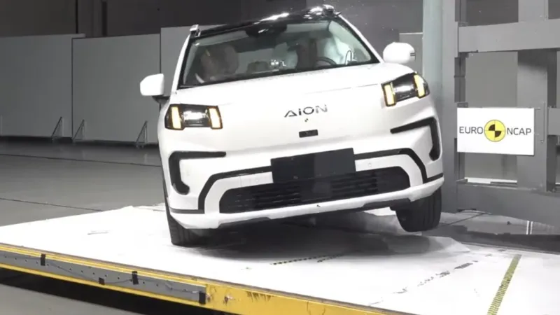 GAC AION V conquista cinco estrelas em teste de segurança 