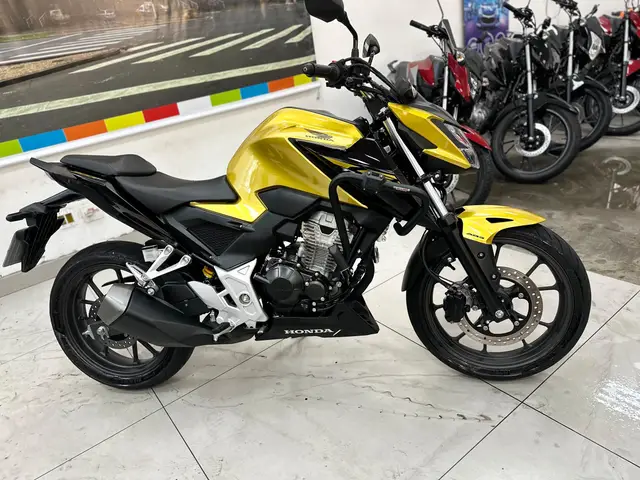 Moto Honda CB 300F Twister 2023 Standard