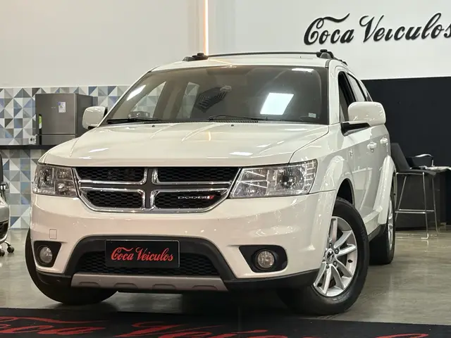 Carro Dodge Journey 2015 SXT 3.6 V6