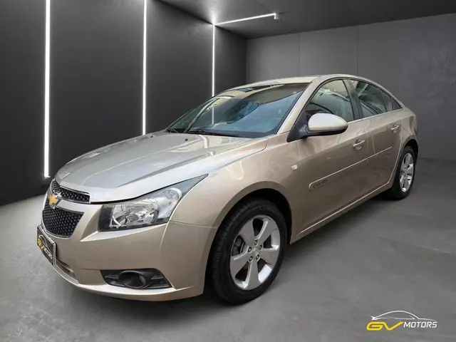 Carro Chevrolet Cruze 2013 LT 1.8 16V Ecotec (Flex)