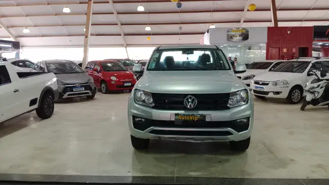 Carro Volkswagen Amarok 2018 2.0 SE 4x4 TDi (Cab Dupla)