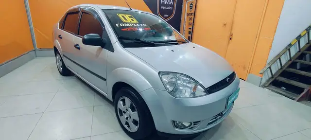 Carro Ford Fiesta Sedan 2006 1.6 (Flex)