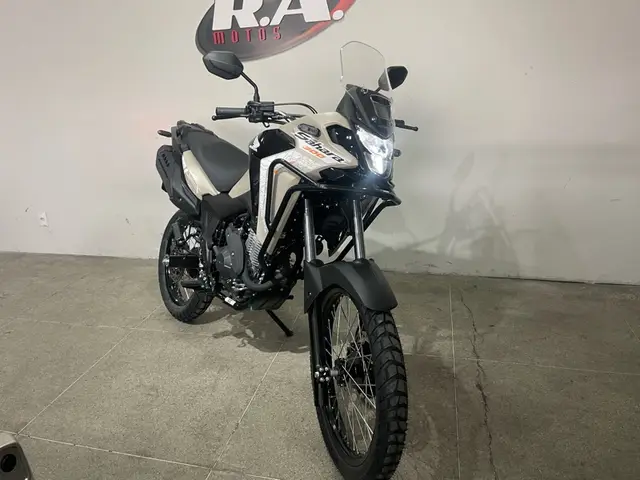 Moto Honda XRE Sahara 300 2026 Adventure