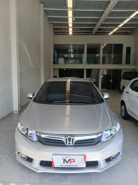 Carro Honda Civic 2014 LXS 1.8 i-VTEC (Aut) (Flex)