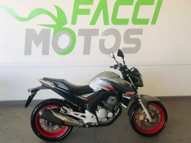 Moto Honda CB 250F Twister 2018 Standard