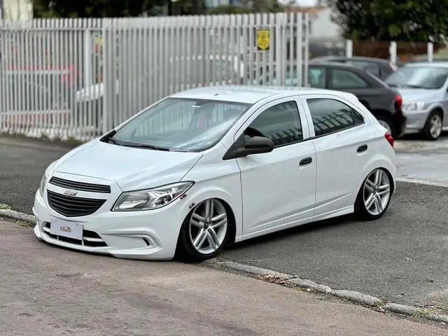Carro Chevrolet Onix 2015 1.0 LS SPE/4