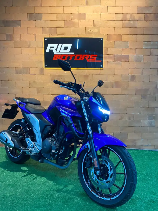Moto Yamaha YS 250 Fazer 2023 ABS