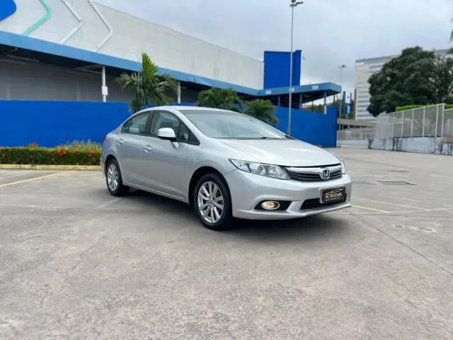 Carro Honda Civic 2012 New  LXS 1.8 16V i-VTEC (Flex)