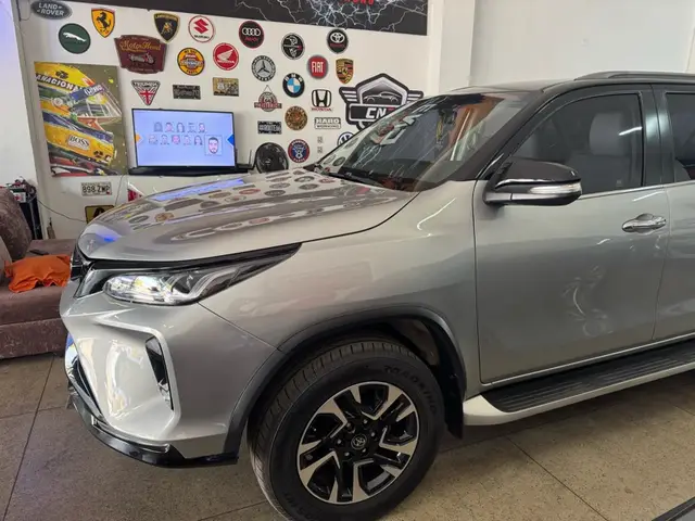Carro Toyota SW4 2017 2.7 SR 5L 4x2 (Aut) (Flex)
