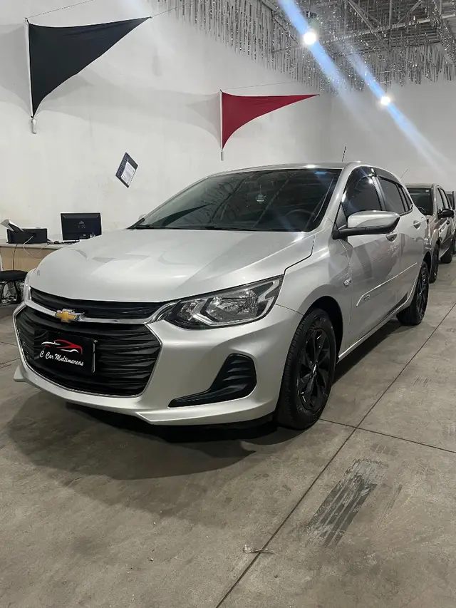 Carro Chevrolet Onix 2020 LT 1.0 (Flex)