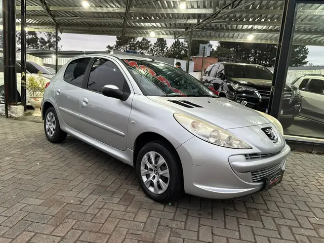 Carro Peugeot 207 2012 Hatch XR 1.4 8V (flex) 2p