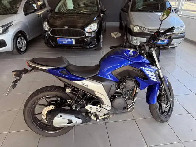 Moto Yamaha YS 250 Fazer 2022 ABS