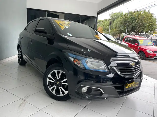 Carro Chevrolet Onix 2015 1.4 LTZ SPE/4 (Aut)