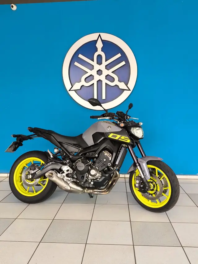 Moto Yamaha MT-09  2018 ABS
