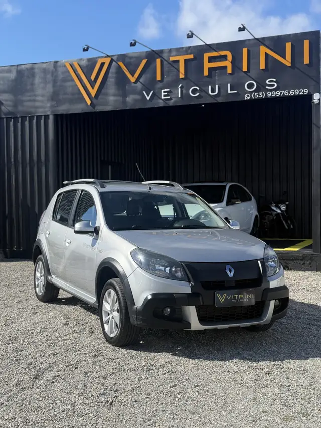 Carro Renault Sandero Stepway 2014 1.6 16V Hi-Flex (aut)