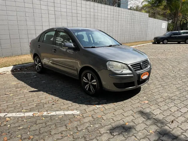 Carro Volkswagen Polo Sedan 2012 1.6 8V (Flex)