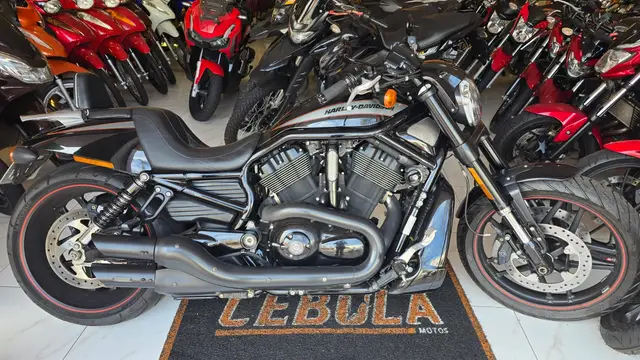 Moto Harley-Davidson V Rod Custom 2013 Night Rod Special