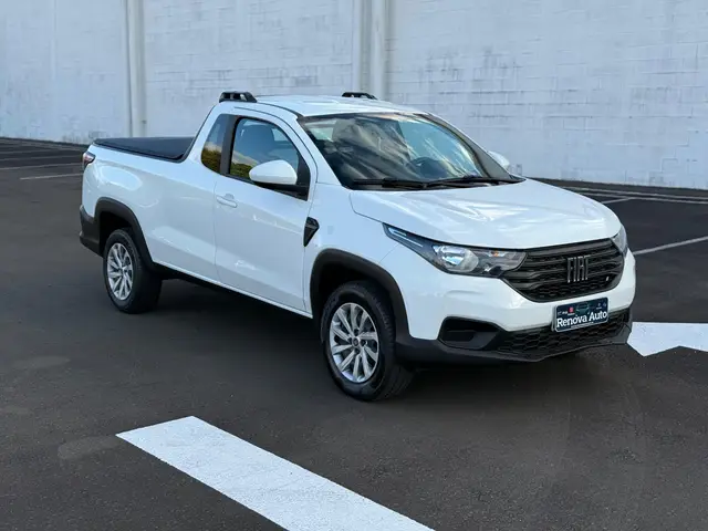 Carro Fiat Strada 2023 Endurance 1.4 Cabine Plus (Flex)