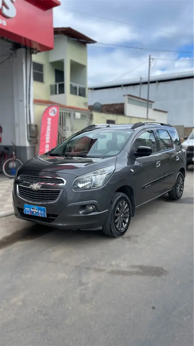 Carro Chevrolet Spin 2014 Advantage 5S 1.8 (Flex) (Aut)