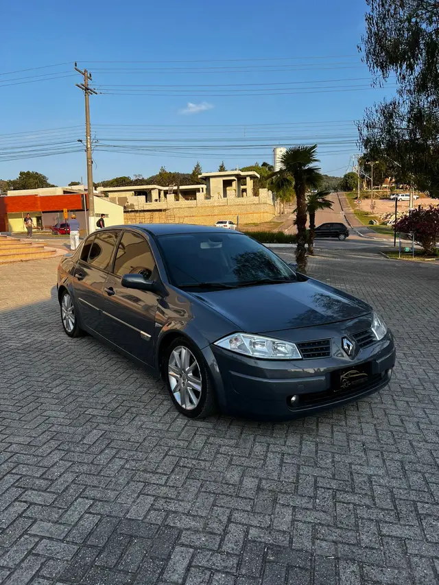 Carro Renault Megane Sedan 2011 Mégane Sedan Dynamique 1.6 16V (flex)