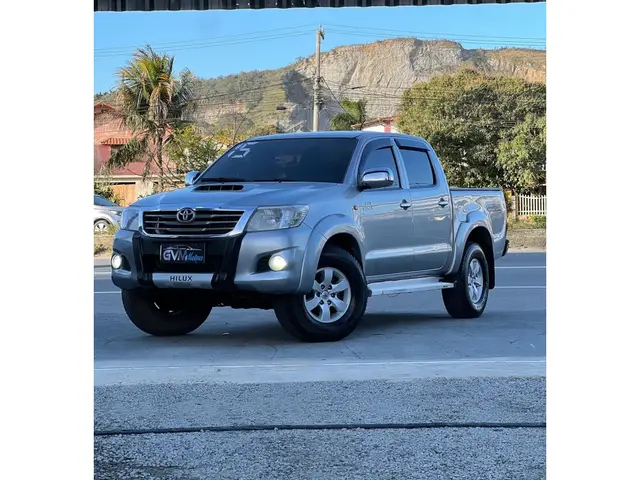 Carro Toyota Hilux Cabine Dupla 2015 Hilux 3.0 TDI 4x4 CD STD