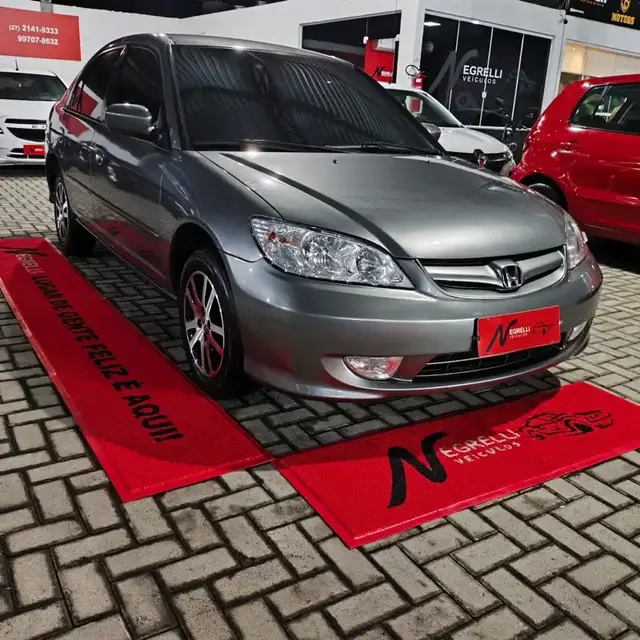 Carro Honda Civic 2004 Sedan LX 1.7 16V