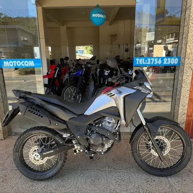 Moto Honda XRE Sahara 300 2025 ABS