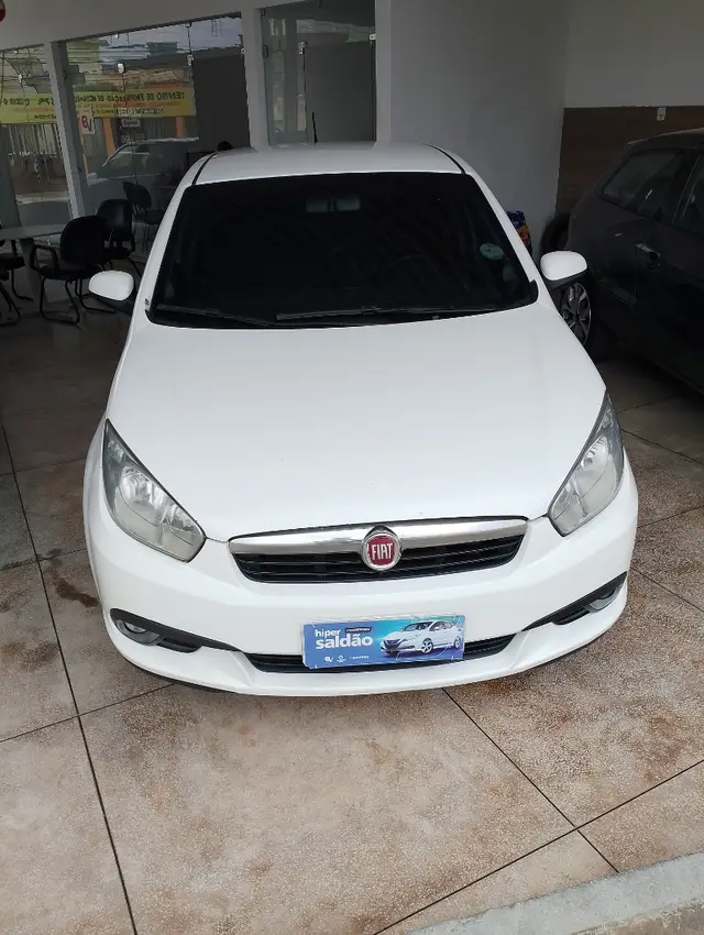 Carro Fiat Grand Siena 2014 Evo Attractive 1.4 8V (Flex)