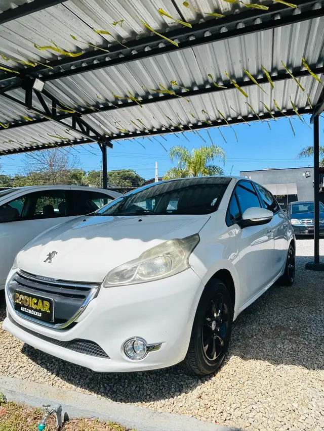 Carro Peugeot 208 2015 Active 1.5 8V (Flex)