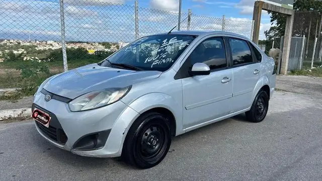 Carro Ford Fiesta Sedan 2014 SE 1.6 Rocam (Flex)