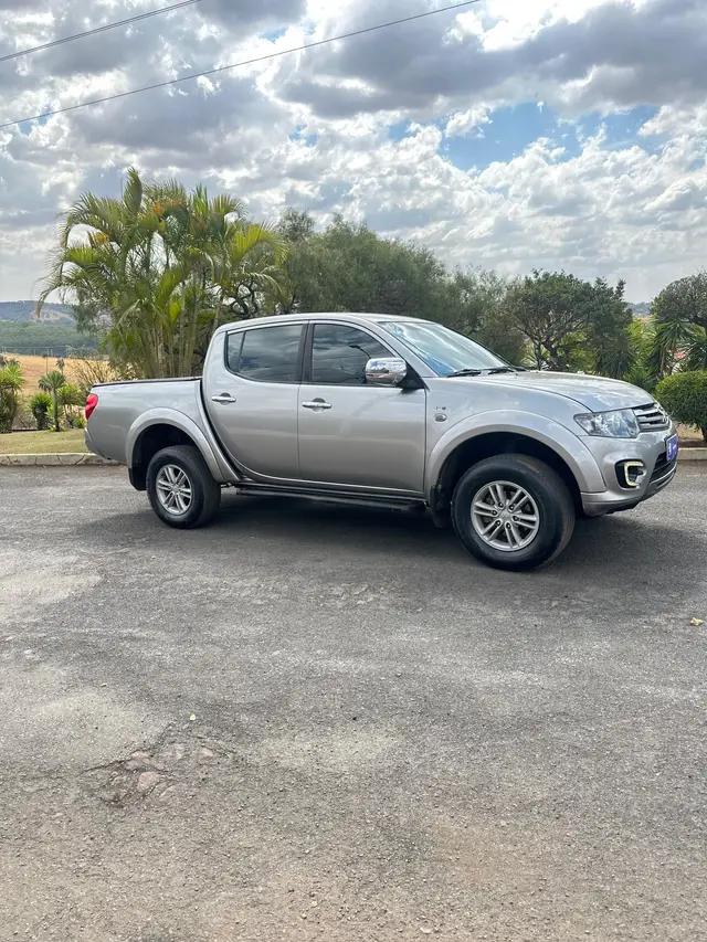 Carro Mitsubishi L200 Triton Sport 2016 3.2 DID-H HPE Auto 4WD