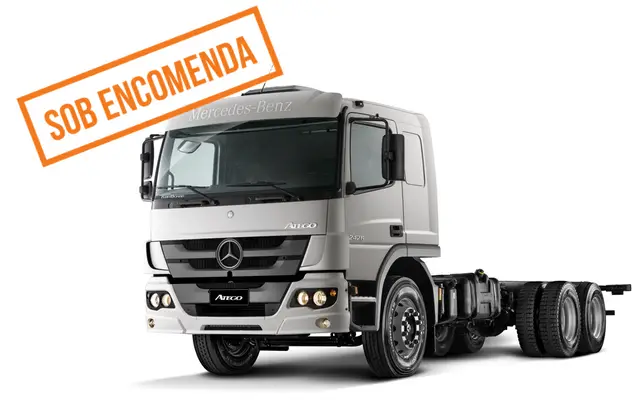 Carro Mercedes-Benz Atego 2022 2426/48 6X2 CL