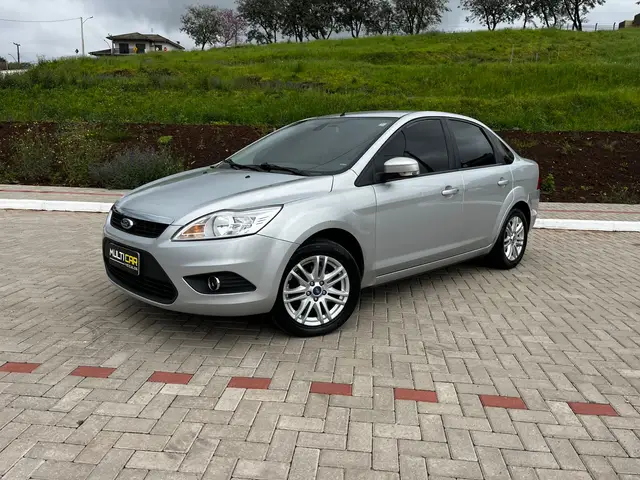 Carro Ford Focus Sedan 2013 GLX 2.0 16V (Flex)