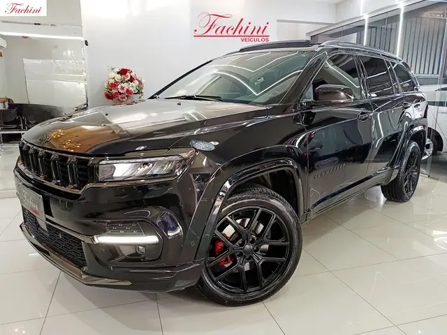 Carro Jeep Commander 2025 Blackhawk 2.0 Hurricane