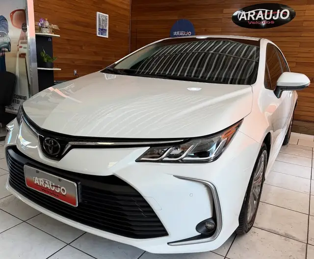Carro Toyota Corolla 2023 XEi 2.0 Flex