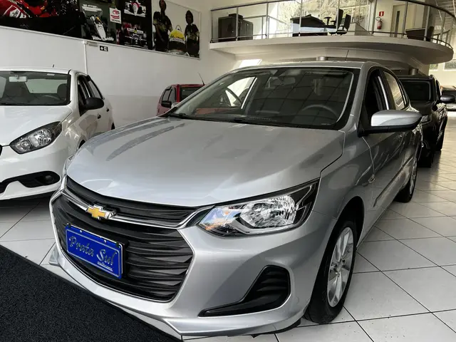 Carro Chevrolet Onix Plus 2023 LT 1.0 Turbo (Aut.)
