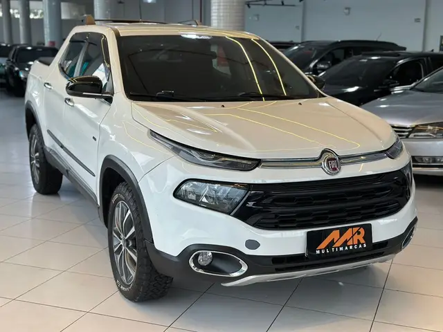 Carro Fiat Toro 2018 Freedom 2.0 diesel MT6 4x4